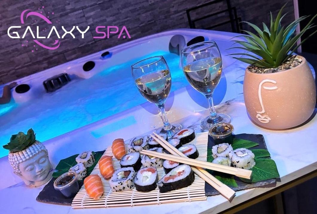 Galaxy Spa - Suite Mercure Jacuzzi Privatif Champigneulles Exterior foto