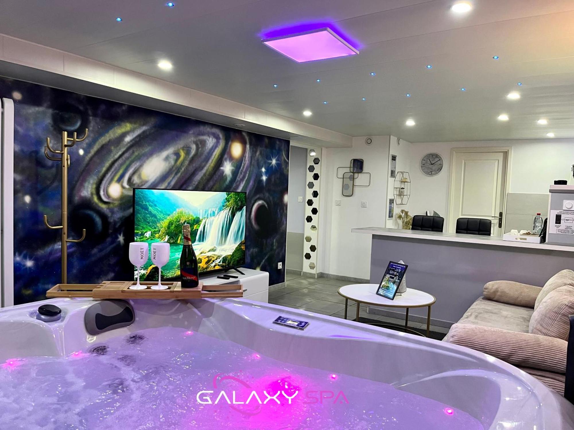 Galaxy Spa - Suite Mercure Jacuzzi Privatif Champigneulles Exterior foto